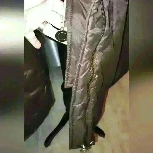 Coogi puffer jacket 4X. Vintage coogi. Perfect condition. Beautiful stylish jack - Picture 8 of 13